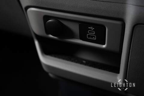 Ford Transit Custom 2.5 320 232ps Auto PHEV Panel Van L2 - N5720