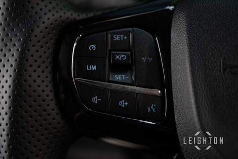 Ford Transit Custom 2.5 320 232ps Auto PHEV Panel Van L2 - N5720
