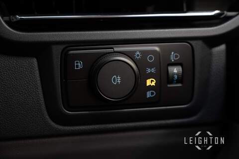 Ford Transit Custom 2.5 320 232ps Auto PHEV Panel Van L2 - N5720