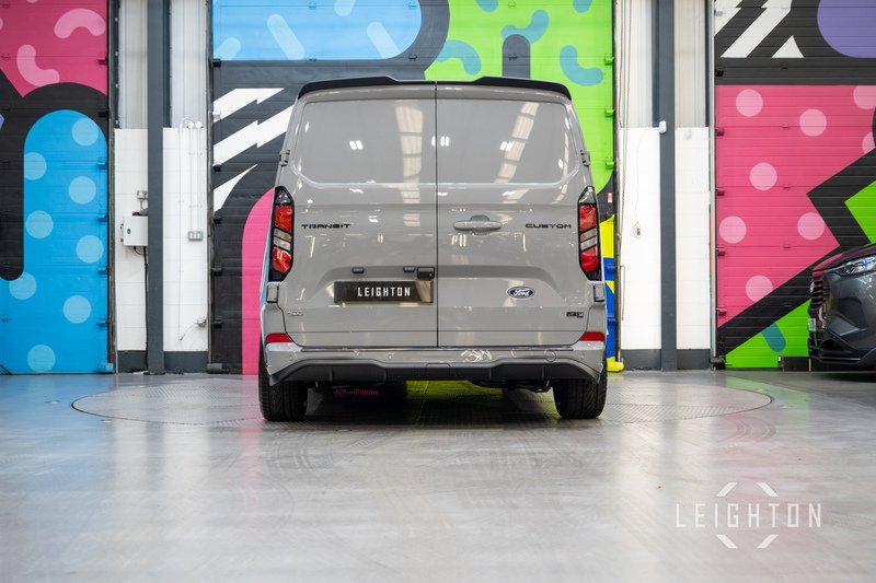 Ford Transit Custom 2.5 320 232ps Auto PHEV Panel Van L2 - N5723