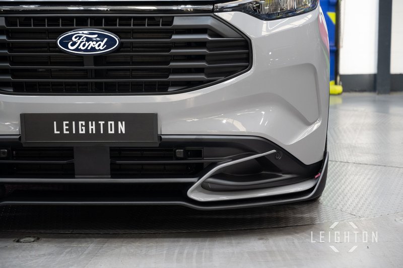 Ford Transit Custom 2.5 320 232ps Auto PHEV Panel Van L2 - N5723