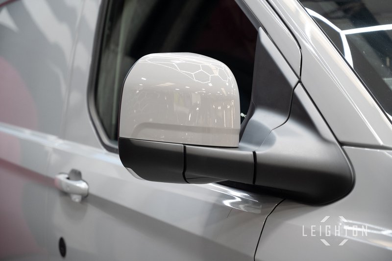 Ford Transit Custom 2.5 320 232ps Auto PHEV Panel Van L2 - N5723