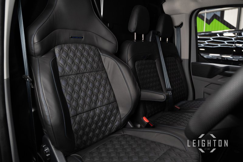 Ford Transit Custom 2.5 320 232ps Auto PHEV Panel Van L2 - N5723