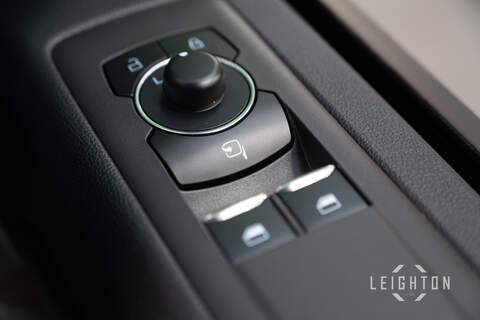 Ford Transit Custom 2.5 320 232ps Auto PHEV Panel Van L2 - N5723