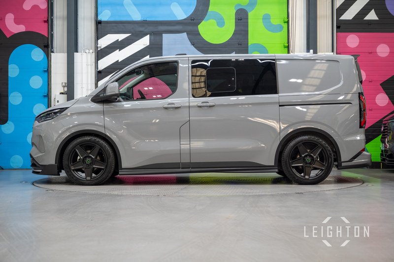 Ford Transit Custom 2.5 320 232ps Auto PHEV Double Cab L1 - N5740