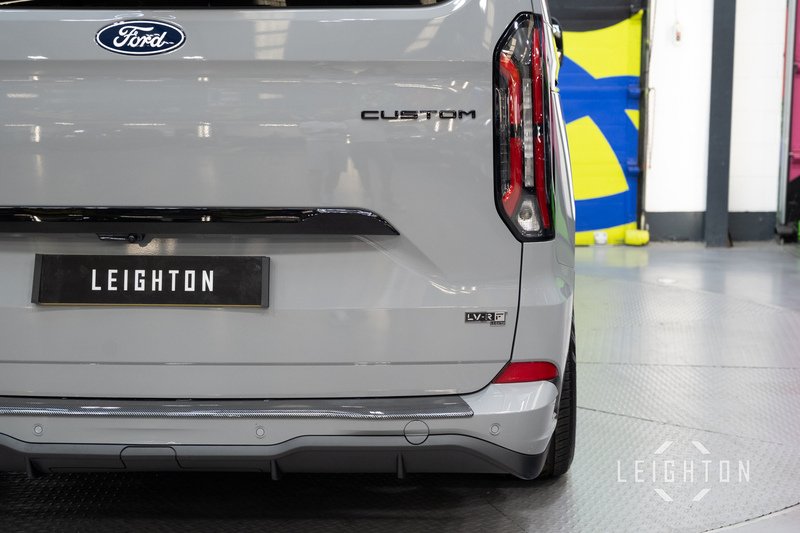 Ford Transit Custom 2.5 320 232ps Auto PHEV Double Cab L1 - N5740