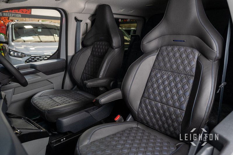 Ford Transit Custom 2.5 320 232ps Auto PHEV Double Cab L1 - N5740