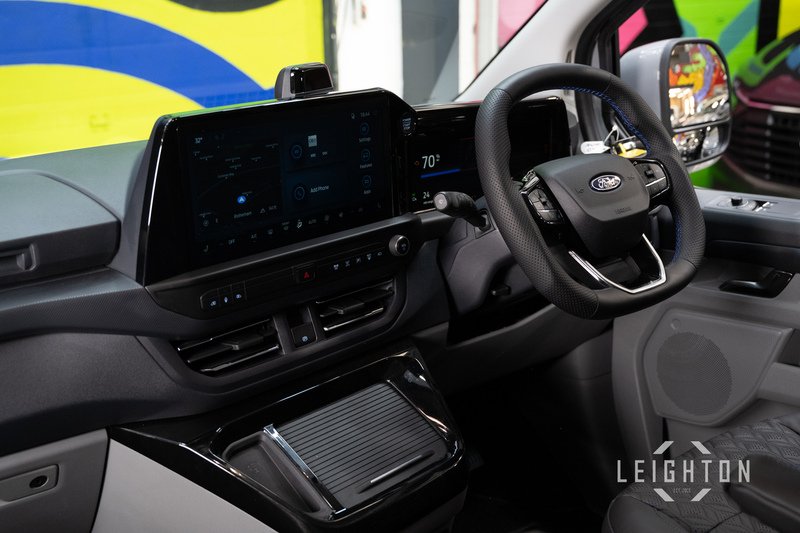Ford Transit Custom 2.5 320 232ps Auto PHEV Double Cab L1 - N5740