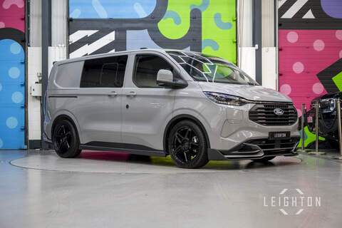 Ford Transit Custom 2.5 320 232ps Auto PHEV Double Cab L1