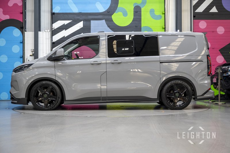 Ford Transit Custom 2.5 320 232ps Auto PHEV Double Cab L1 - N5741