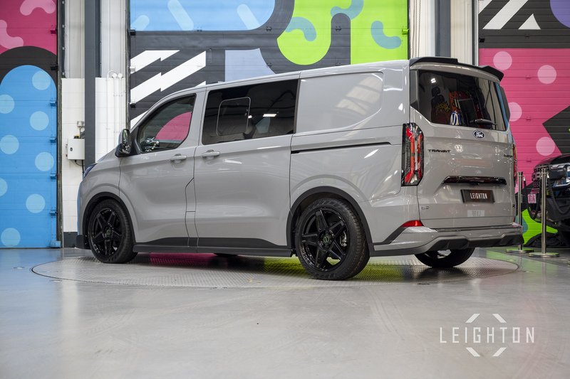 Ford Transit Custom 2.5 320 232ps Auto PHEV Double Cab L1 - N5741