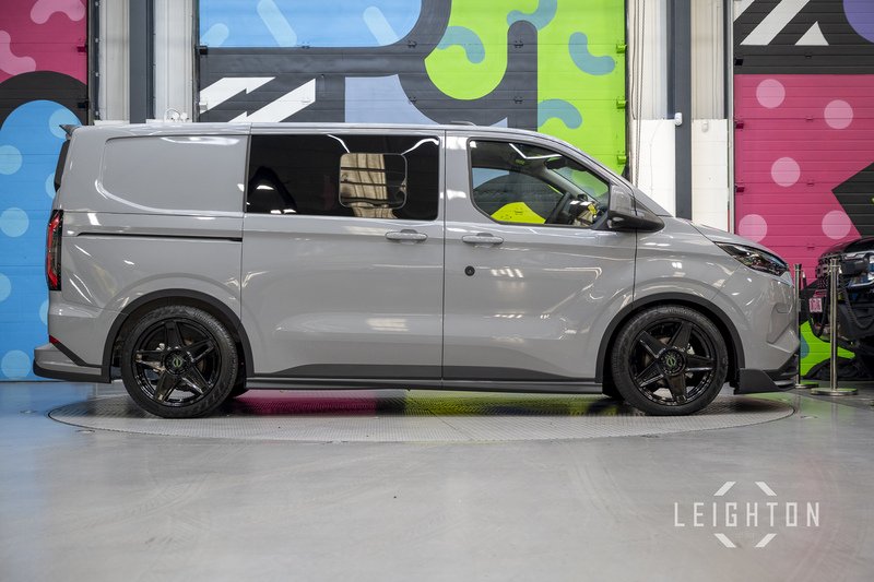 Ford Transit Custom 2.5 320 232ps Auto PHEV Double Cab L1 - N5741