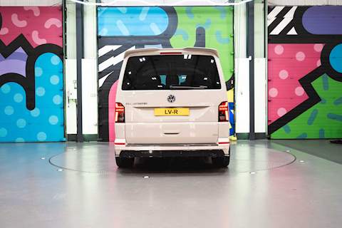 Volkswagen Transporter T6.1 T32 SWB 2.0BITDI 204PS DSG HIGHLINE KOMBI LV-R PACK - N5741