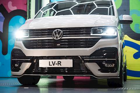 Volkswagen Transporter T6.1 T32 SWB 2.0BITDI 204PS DSG HIGHLINE KOMBI LV-R PACK - N5741