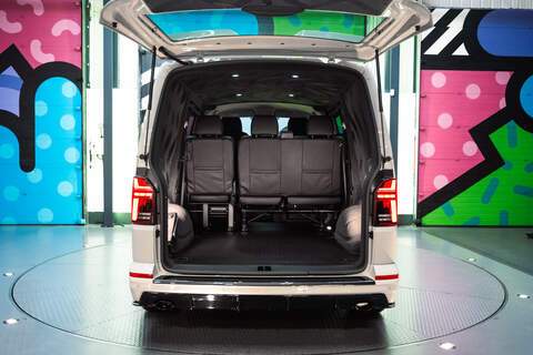 Volkswagen Transporter T6.1 T32 SWB 2.0BITDI 204PS DSG HIGHLINE KOMBI LV-R PACK - N5741