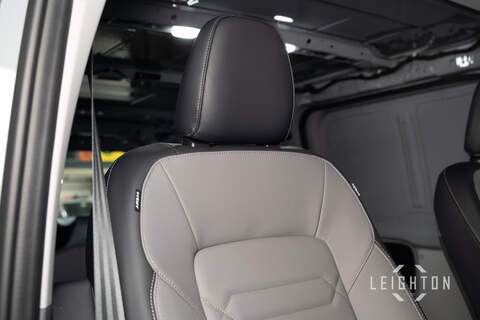 Volkswagen Transporter 2.0 T32 150ps Diesel 4M Auto Panel Van SWB - N5743