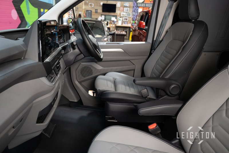 Volkswagen Transporter 2.0 T32 150ps Diesel 4M Auto Panel Van SWB - N5743