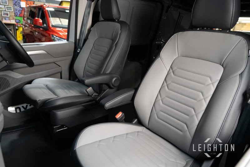 Volkswagen Transporter 2.0 T32 150ps Diesel 4M Auto Panel Van SWB - N5743