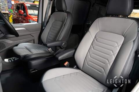 Volkswagen Transporter 2.0 T32 150ps Diesel 4M Auto Panel Van SWB - N5743