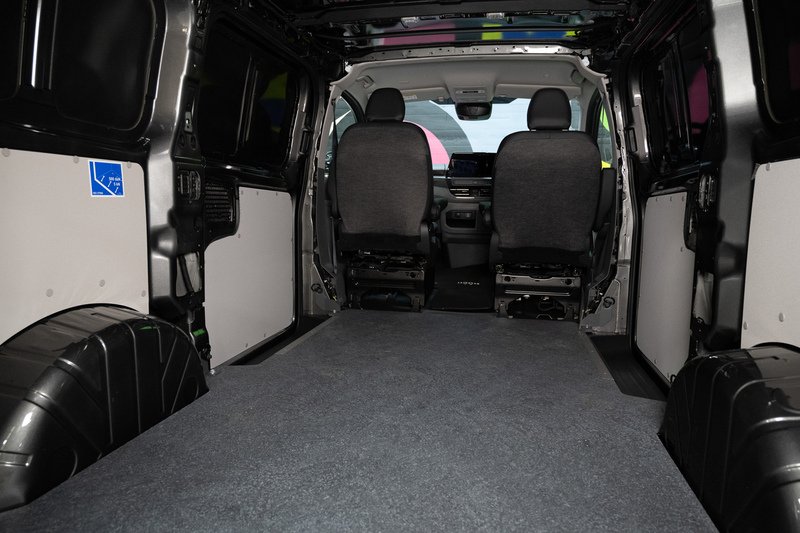 Volkswagen Transporter 2.0 T32 150ps Diesel 4m Auto Panel Van SWB - N5746