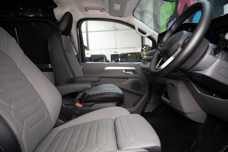 Volkswagen Transporter 2.0 T32 150ps Diesel 4m Auto Panel Van SWB - N5746