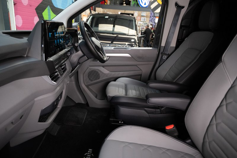 Volkswagen Transporter 2.0 T32 150ps Diesel 4m Auto Panel Van SWB - N5746