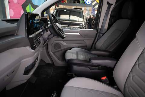 Volkswagen Transporter 2.0 T32 150ps Diesel 4m Auto Panel Van SWB - N5746