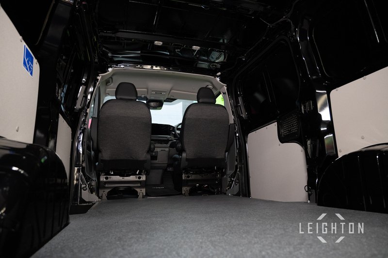 Volkswagen Transporter 2.0 T32 150ps Diesel 4M Auto Panel Van SWB - N5747