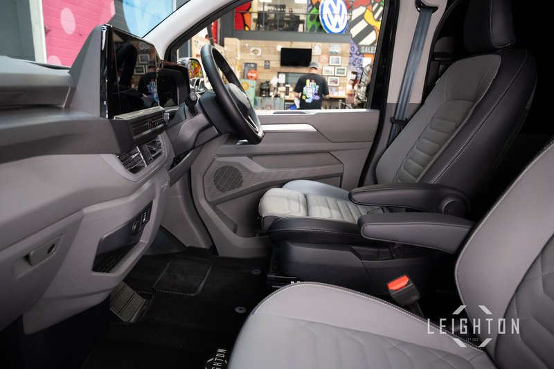 Volkswagen Transporter 2.0 T32 150ps Diesel 4M Auto Panel Van SWB - N5747