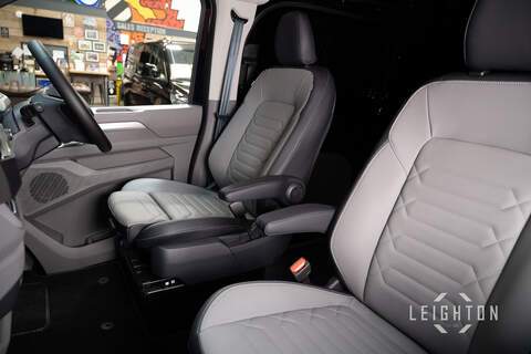 Volkswagen Transporter 2.0 T32 150ps Diesel 4M Auto Panel Van SWB - N5747
