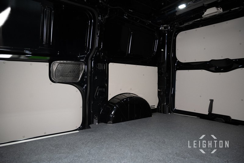 Volkswagen Transporter 2.0 T32 150ps Diesel 4M Auto Panel Van SWB - N5747