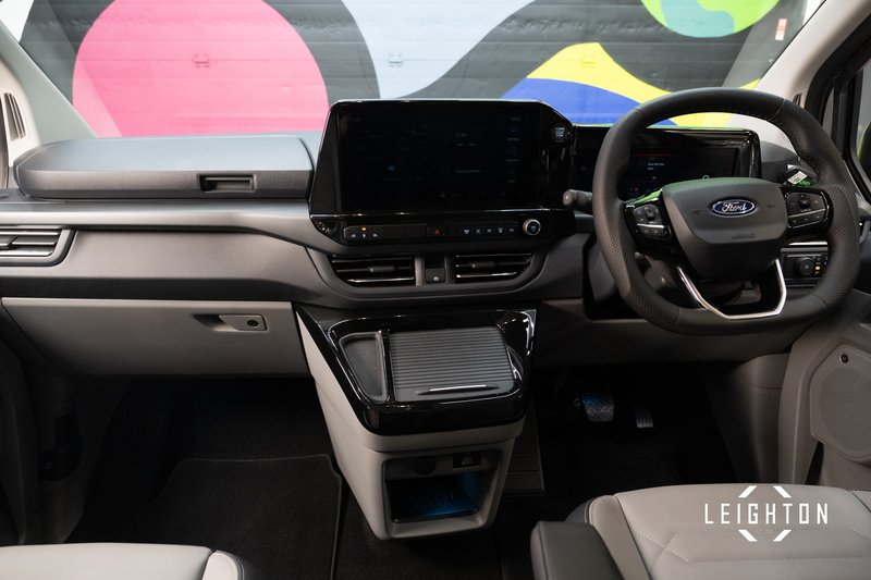 Ford Tourneo Custom 2.5 340 Diesel 170ps Auto 8 Seat L2 - N5758
