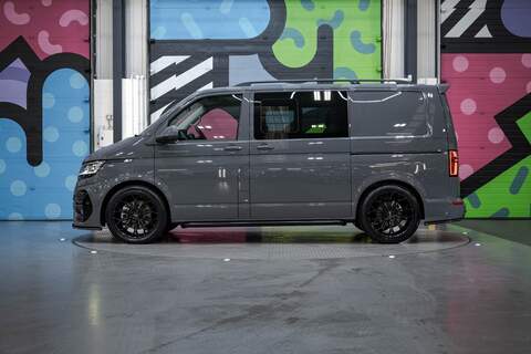 Volkswagen Transporter T6.1 T32 SWB 2.0TDI 150 PS DSG HIGHLINE KOMBI LV-R PACK - N5760