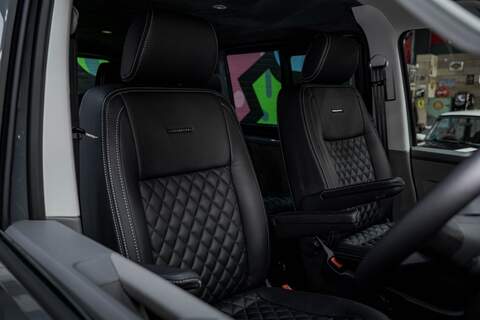Volkswagen Transporter T6.1 T32 SWB 2.0TDI 150 PS DSG HIGHLINE KOMBI LV-R PACK - N5760