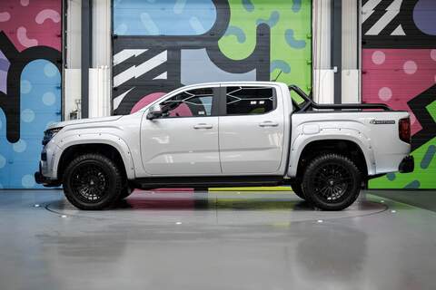 Volkswagen Amarok 240PS STYLE 3.0 TDI 10SPD AUTO 4MOTION LV-BLACK PACK - N5777