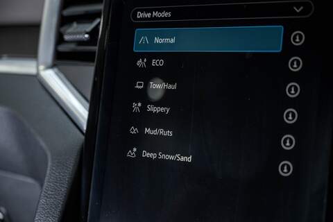 Volkswagen Amarok 240PS STYLE 3.0 TDI 10SPD AUTO 4MOTION LV-BLACK PACK - N5777