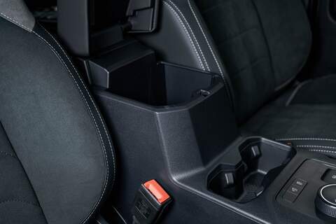 Volkswagen Amarok 240PS STYLE 3.0 TDI 10SPD AUTO 4MOTION LV-BLACK PACK - N5777