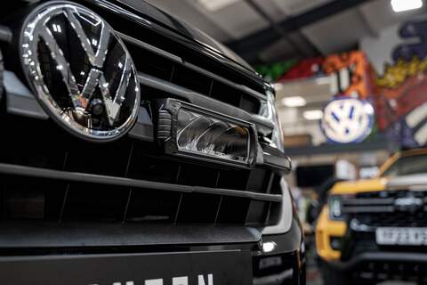 Volkswagen Amarok STYLE 240PS 2.0 TDI 10SPD AUTO 4MOTION LV-BLACK PACK - N5798