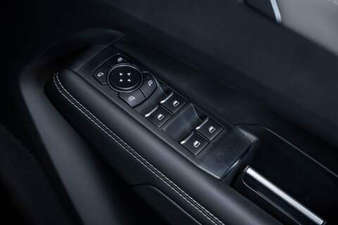Volkswagen Amarok STYLE 240PS 2.0 TDI 10SPD AUTO 4MOTION LV-BLACK PACK - N5798