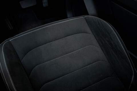 Volkswagen Amarok STYLE 240PS 2.0 TDI 10SPD AUTO 4MOTION LV-BLACK PACK - N5798