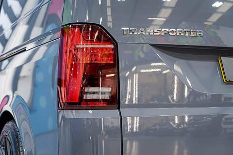 Volkswagen Transporter T6.1 T32 LWB 2.0BITDI 204PS 4-MOTION DSG HIGHLINE KOMBI LV-R PACK - N5805