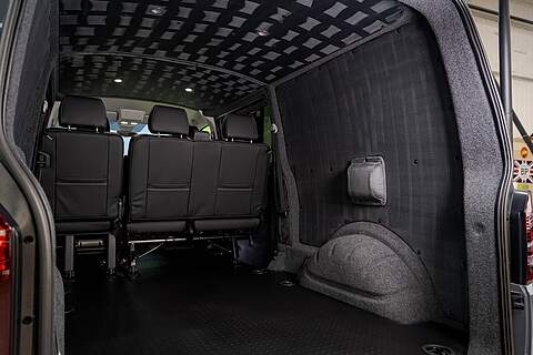 Volkswagen Transporter T6.1 T32 LWB 2.0BITDI 204PS 4-MOTION DSG HIGHLINE KOMBI LV-R PACK - N5805