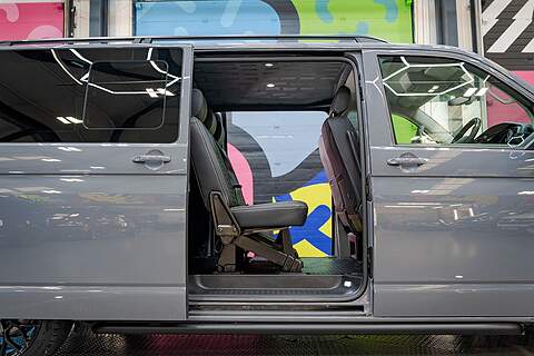 Volkswagen Transporter T6.1 T32 LWB 2.0BITDI 204PS 4-MOTION DSG HIGHLINE KOMBI LV-R PACK - N5805
