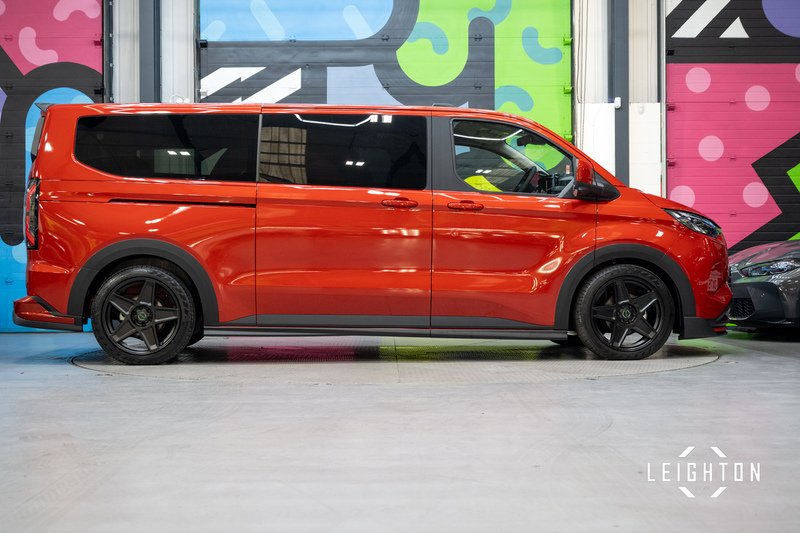 Ford Tourneo Custom 2.5 340 PHEV 232ps Auto 8 Seats L2 - N5811