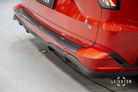 Ford Tourneo Custom 2.5 340 PHEV 232ps Auto 8 Seats L2 - N5811