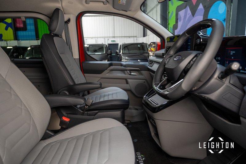 Ford Tourneo Custom 2.5 340 PHEV 232ps Auto 8 Seats L2 - N5811