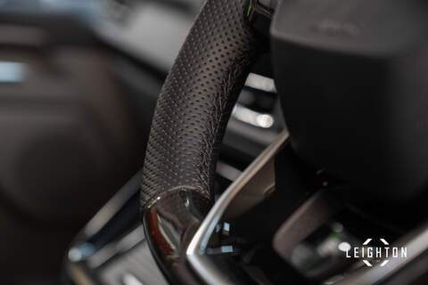 Ford Tourneo Custom 2.5 340 PHEV 232ps Auto 8 Seats L2 - N5811