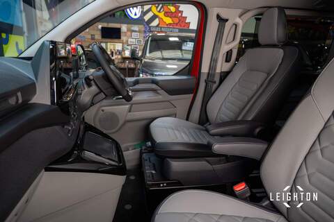 Ford Tourneo Custom 2.5 340 PHEV 232ps Auto 8 Seats L2 - N5811