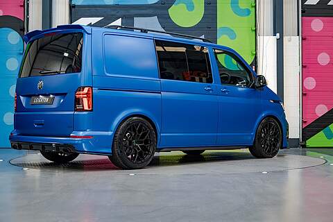 Volkswagen Transporter T6.1 T32 SWB 2.0BITDI 204PS 4-MOTION DSG HIGHLINE KOMBI LV-R PACK - N5820