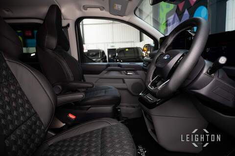 Ford Transit Custom 2.5 320 232ps PHEV Auto Panel Van L2 - N5827